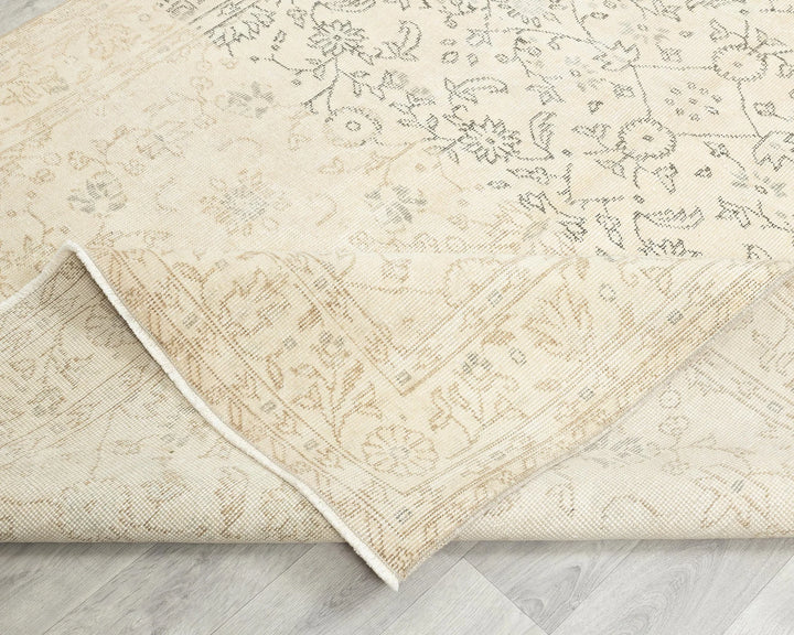 Beige Turkish Oushak Rug 5' 8" x 9' Hand-Knotted | No. VR36818