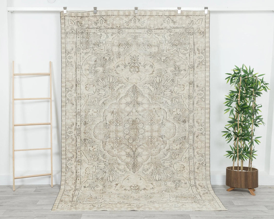Multicolor Turkish Oushak Rug 5' 7" x 8' 10" Hand-Knotted | No. VR36862