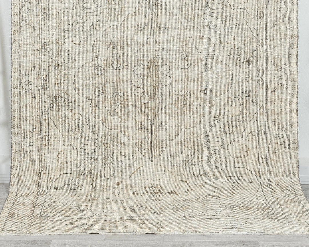 Multicolor Turkish Oushak Rug 5' 7" x 8' 10" Hand-Knotted | No. VR36862