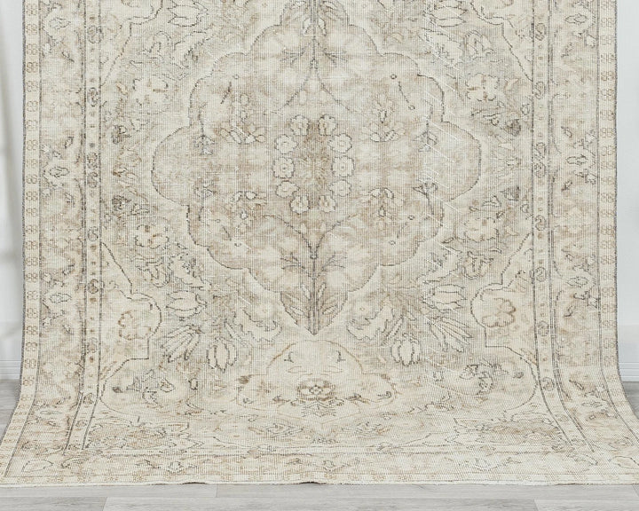 Multicolor Turkish Oushak Rug 5' 7" x 8' 10" Hand-Knotted | No. VR36862