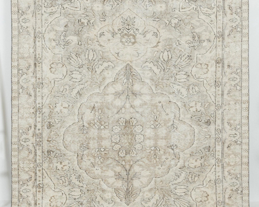 Multicolor Turkish Oushak Rug 5' 7" x 8' 10" Hand-Knotted | No. VR36862