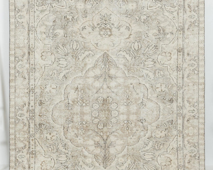 Multicolor Turkish Oushak Rug 5' 7" x 8' 10" Hand-Knotted | No. VR36862