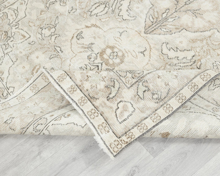 Multicolor Turkish Oushak Rug 5' 7" x 8' 10" Hand-Knotted | No. VR36862