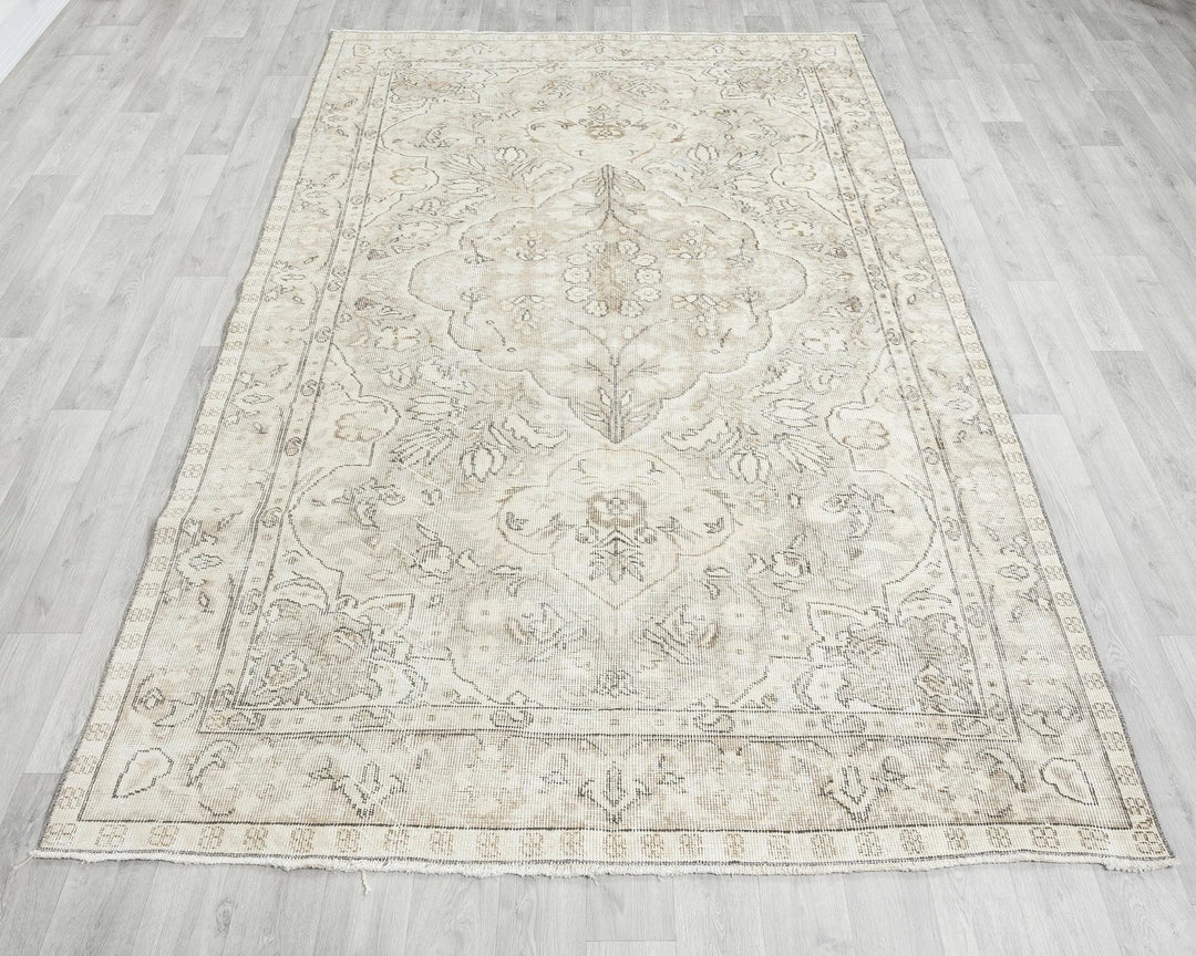 Multicolor Turkish Oushak Rug 5' 7" x 8' 10" Hand-Knotted | No. VR36862
