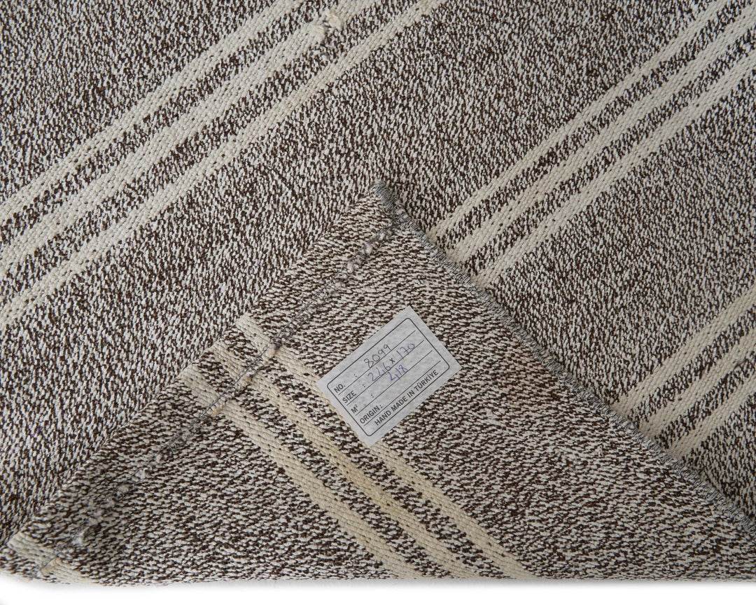 Kilim Rug 5' 7" x 8' | No. VR36875