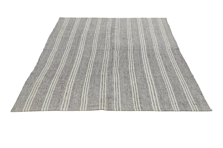 Kilim Rug 5' 7" x 8' | No. VR36875