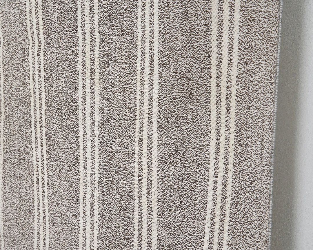 Kilim Rug 5' 7" x 8' | No. VR36875