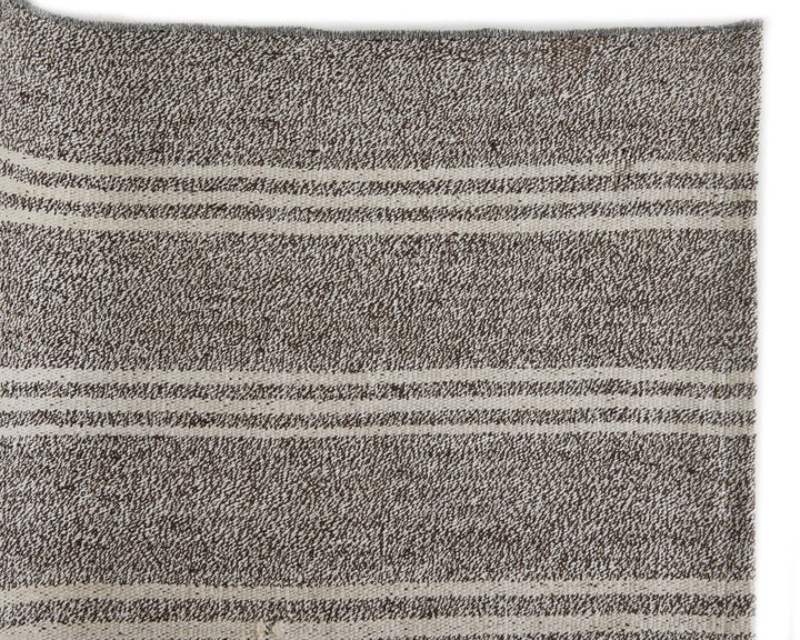 Kilim Rug 5' 7" x 8' | No. VR36875
