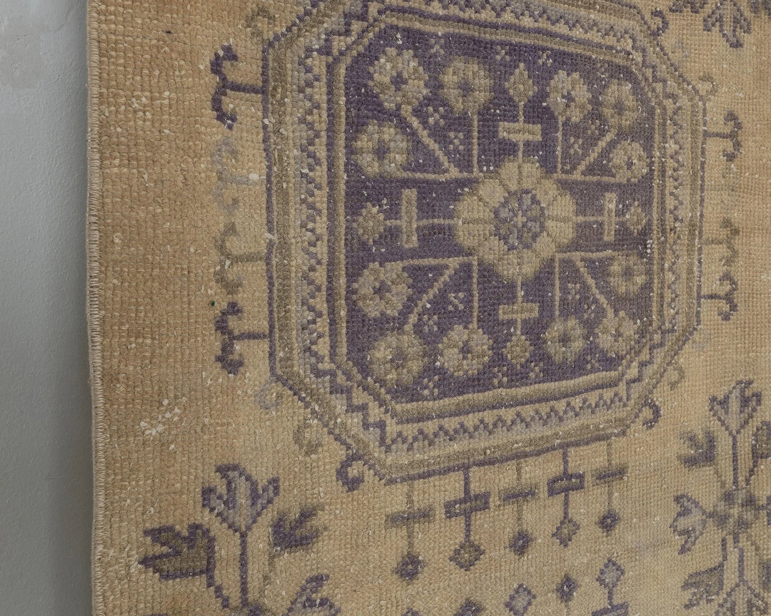 Multicolor Turkish Oushak Rug 2'7" x 11'4" Hand-Knotted close-up