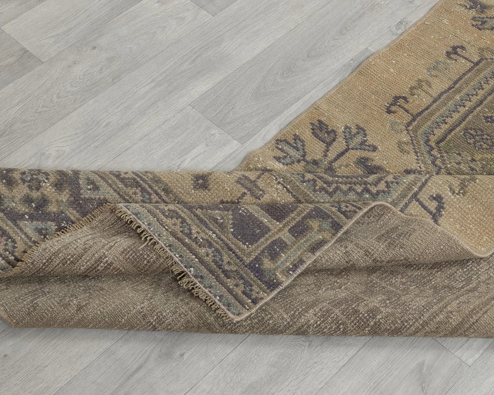 Multicolor Turkish Oushak Rug 2'7" x 11'4" Hand-Knotted field
