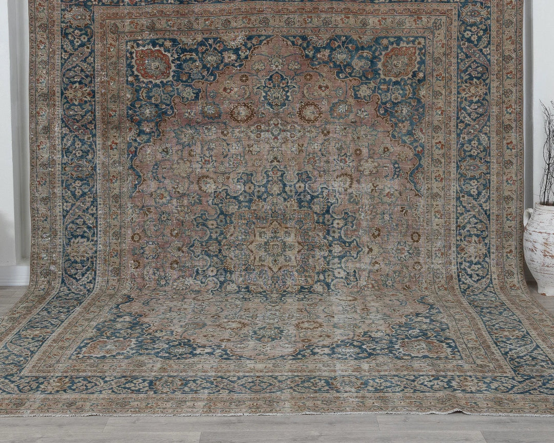 Multicolor Turkish Oushak Rug 9' 6" x 12' 2" Hand-Knotted detail