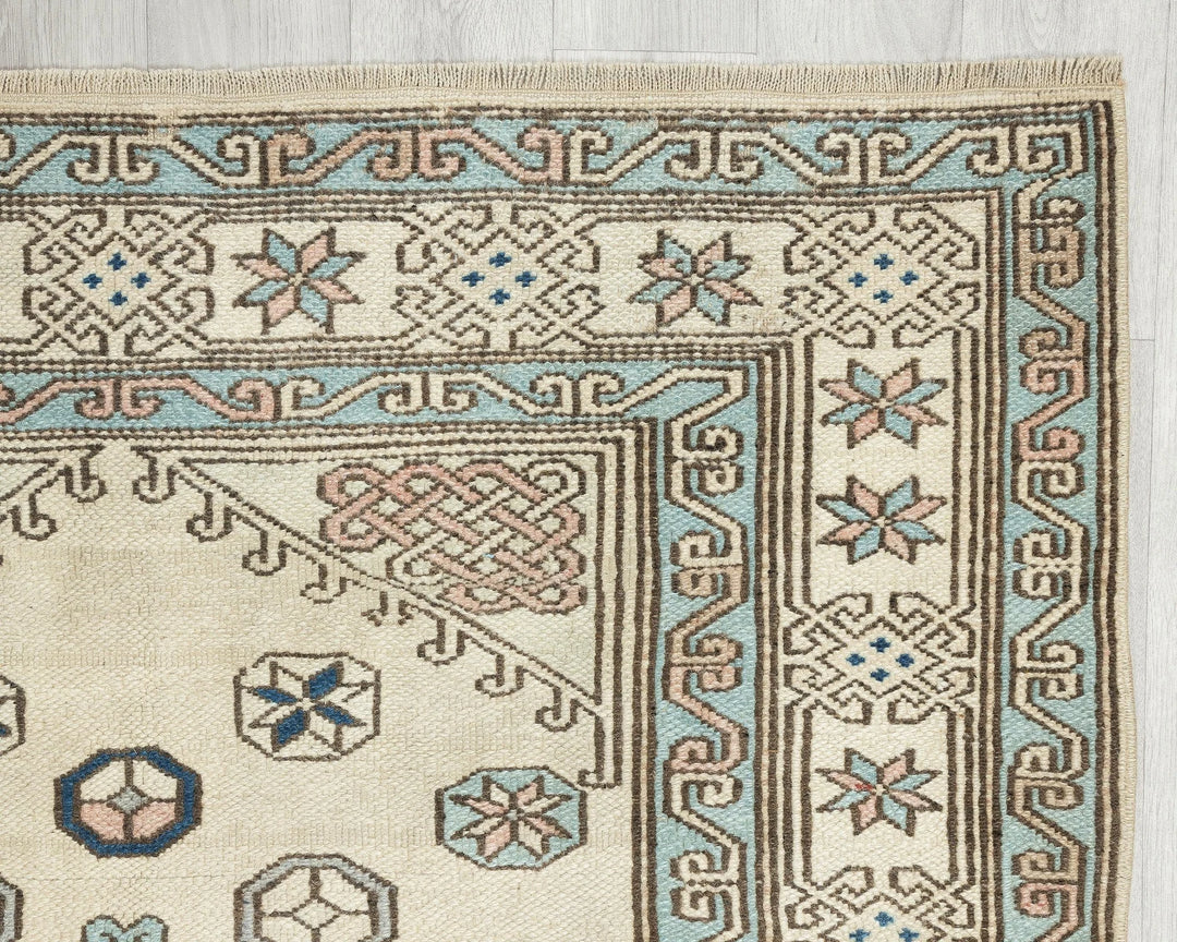 Multicolor Turkish Oushak Rug 6' 3" x 4' 2" Hand-Knotted | No. VR37768
