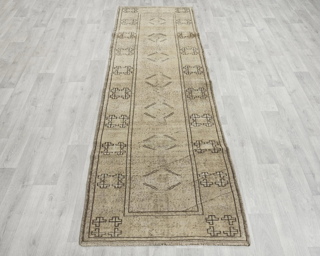 Multicolor Turkish Oushak Rug 2'7" x 9' Hand-Knotted | No. VR37849