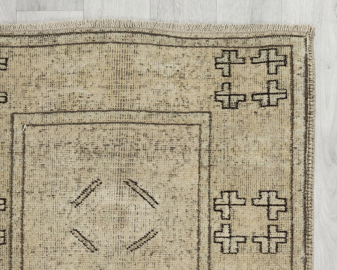 Multicolor Turkish Oushak Rug 2'7" x 9' Hand-Knotted | No. VR37849