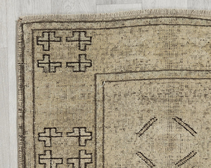 Multicolor Turkish Oushak Rug 2'7" x 9' Hand-Knotted | No. VR37849