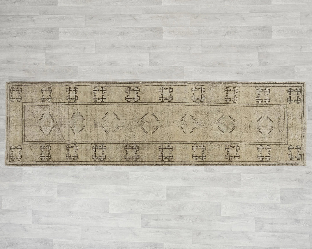 Multicolor Turkish Oushak Rug 2'7" x 9' Hand-Knotted | No. VR37849