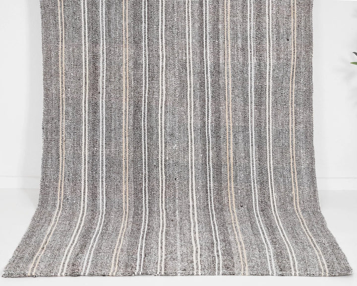 Gray Kilim Rug 4' 7" x 9' 4" | No. VR38029