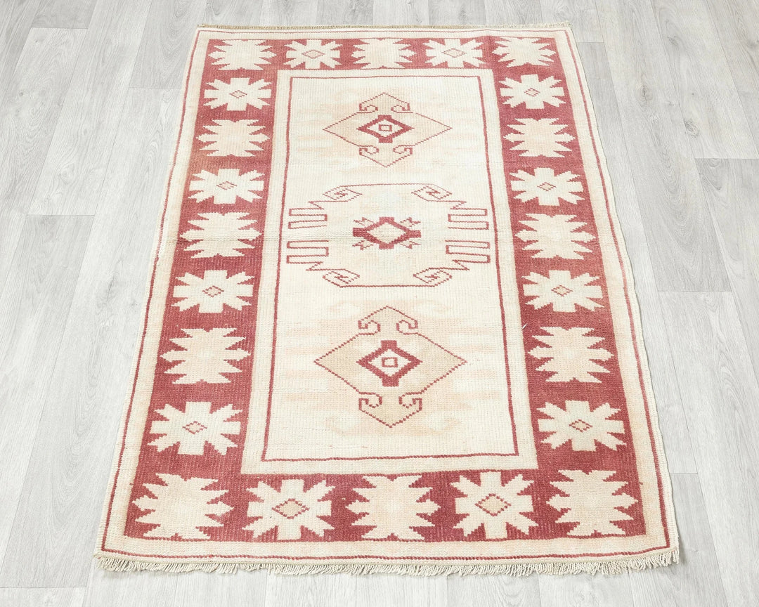 Multicolor Turkish Oushak Rug 2'10" x 3'11" Hand-Knotted | No. VR38268