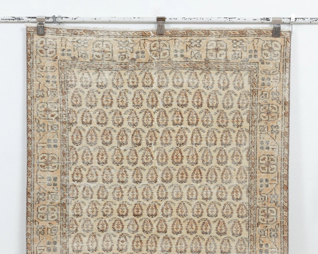 Beige Oushak Rug 3' 9" x 6' 9" | No. VR38507
