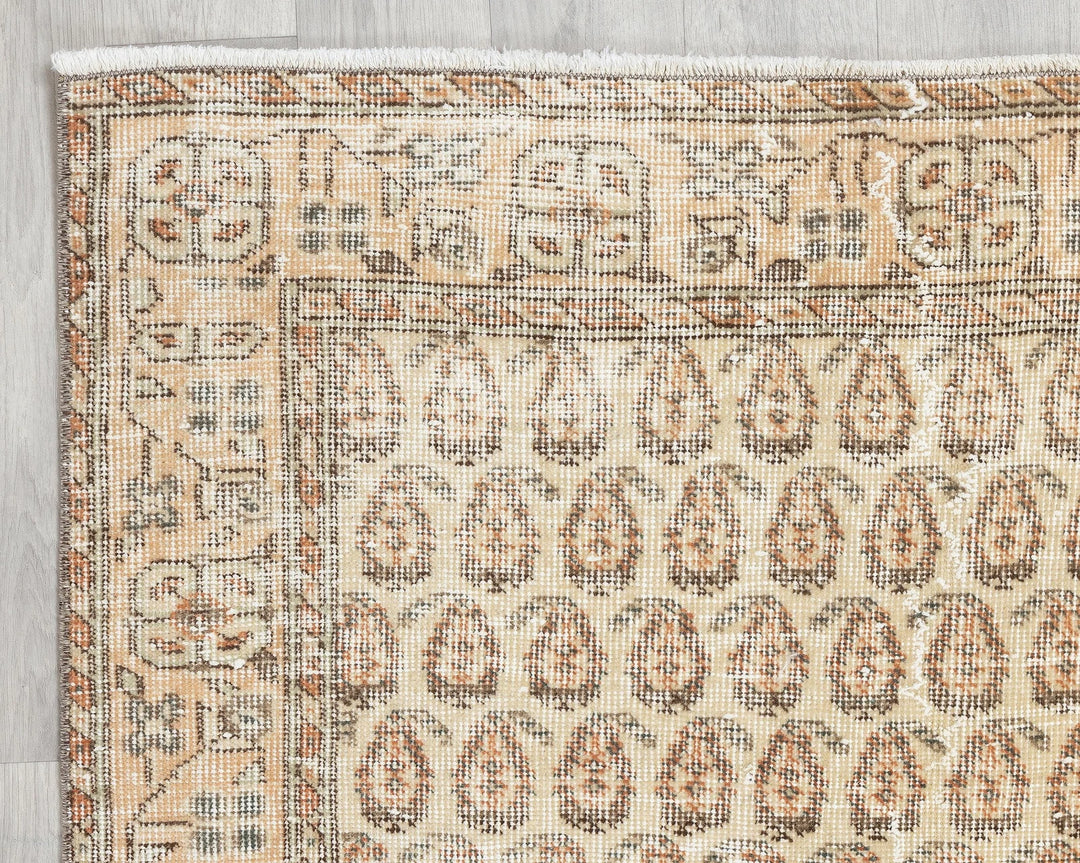 Beige Oushak Rug 3' 9" x 6' 9" | No. VR38507