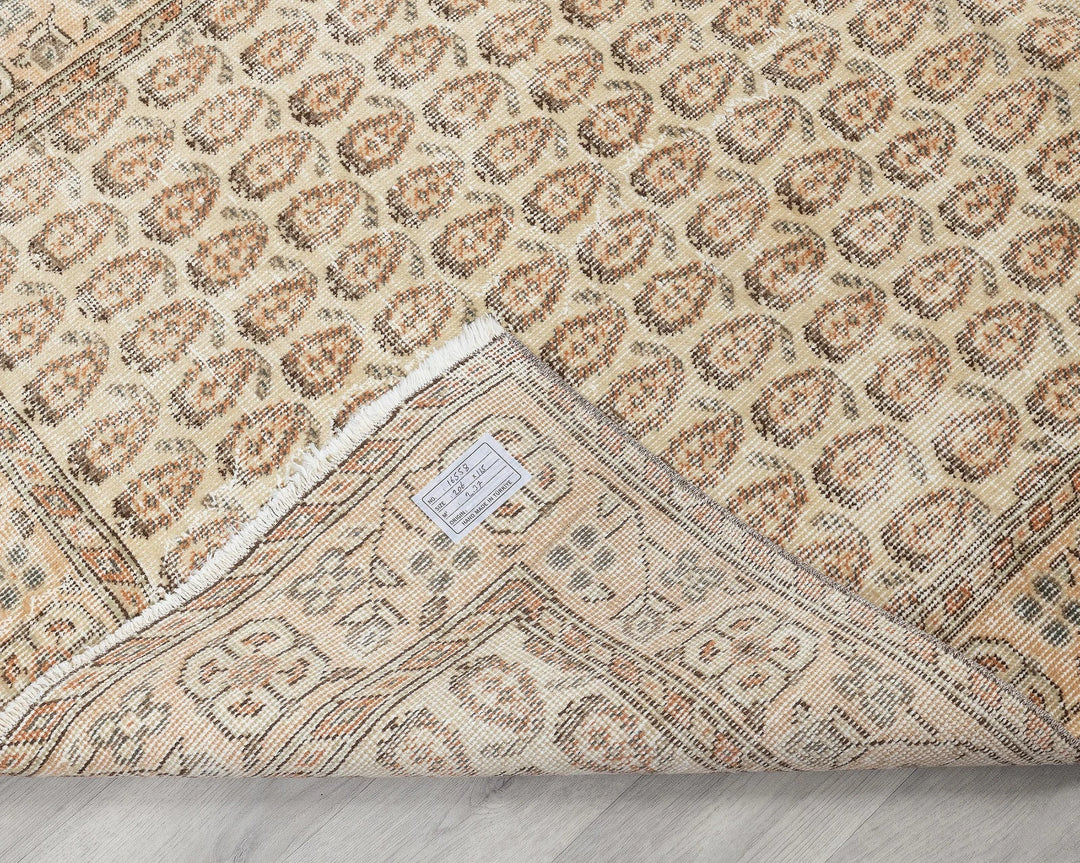 Beige Oushak Rug 3' 9" x 6' 9" | No. VR38507