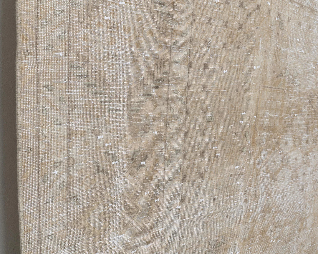 Beige Turkish Oushak Rug 9' x 12' 9" Hand-Knotted close-up