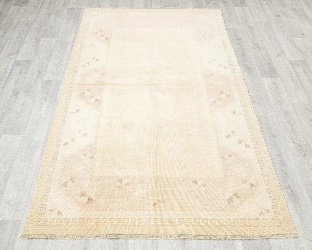 Beige Turkish Oushak Rug 4' x 6' 9" Hand-Knotted | No. VR38860
