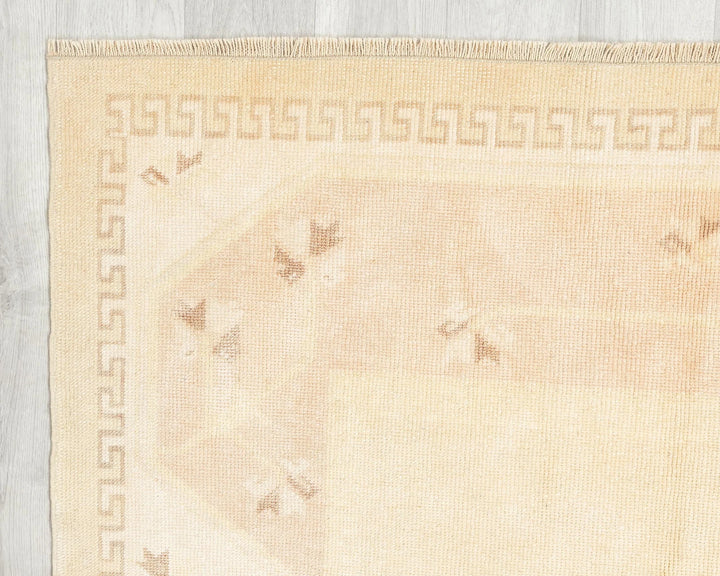 Beige Turkish Oushak Rug 4' x 6' 9" Hand-Knotted | No. VR38860