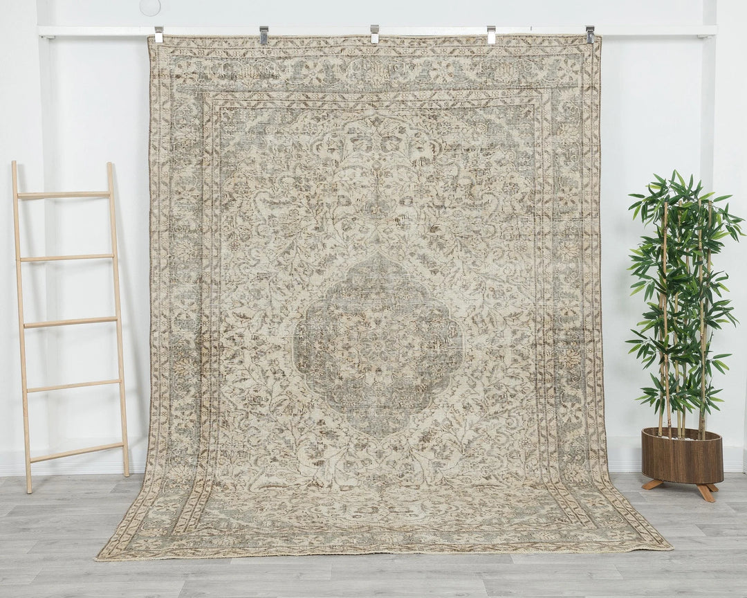 Multicolor Turkish Oushak Rug 6'10" x 9'2" Hand-Knotted | No. VR38923
