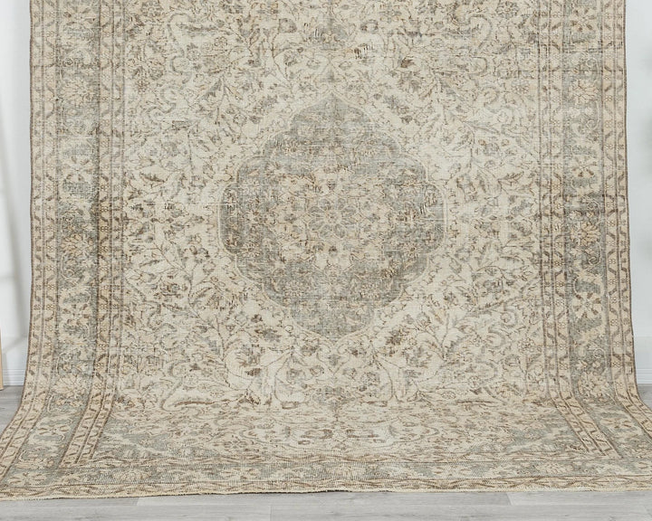 Multicolor Turkish Oushak Rug 6' 10" x 9' 2" Hand-Knotted | No. VR38923