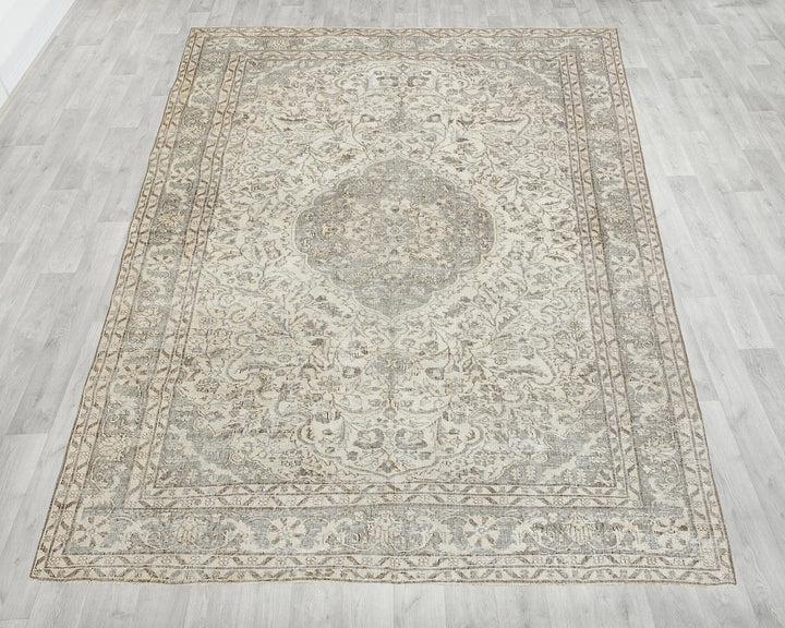 Multicolor Turkish Oushak Rug 6'10" x 9'2" Hand-Knotted | No. VR38923