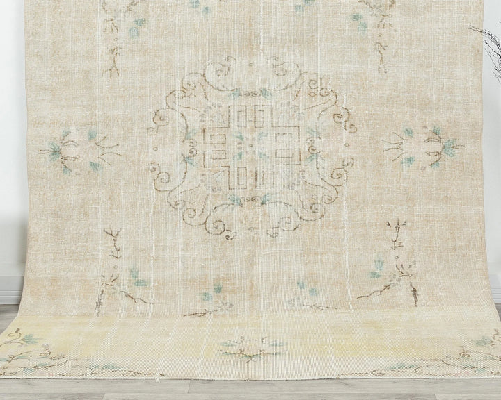Beige Turkish Oushak Rug 6'1" x 8'10" Hand-Knotted | No. VR39235