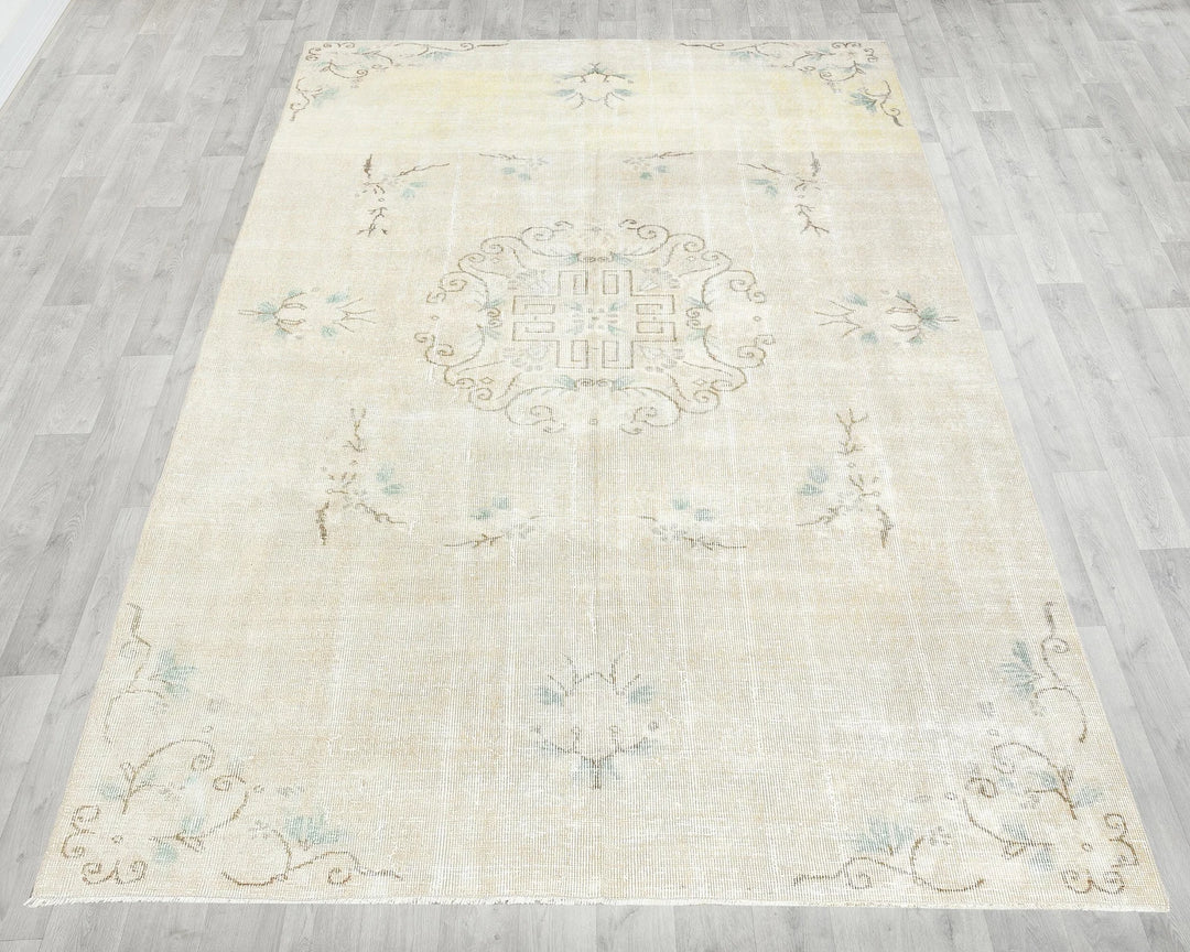 Beige Turkish Oushak Rug 6'1" x 8'10" Hand-Knotted | No. VR39235