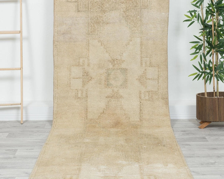 Multicolor Turkish Oushak Rug 3' 1" x 12' 1" Hand-Knotted | No. VR39312