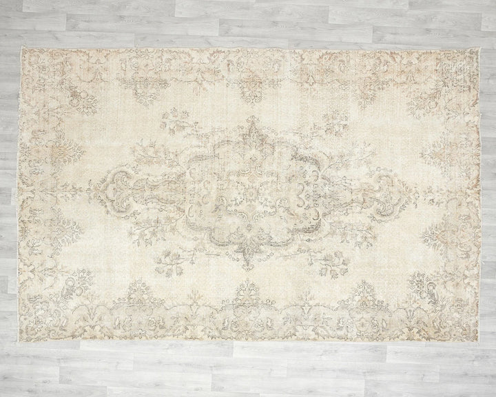 Beige Turkish Oushak Rug 6'9" x 9'10" Hand-Knotted view 9
