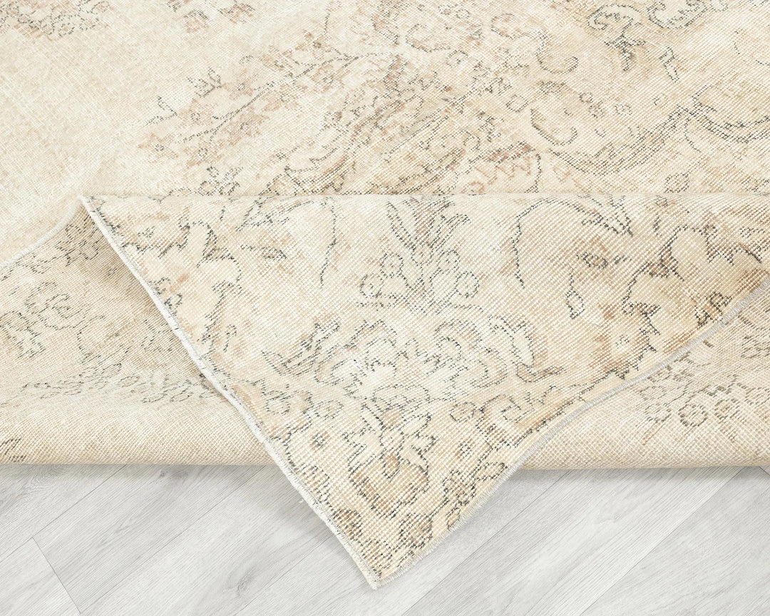 Beige Turkish Oushak Rug 6'9" x 9'10" Hand-Knotted field