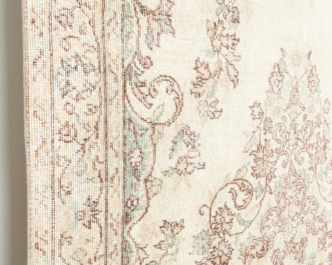 Beige Turkish Oushak Rug 8' 11" x 5' 4" Hand-Knotted | No. VR39429