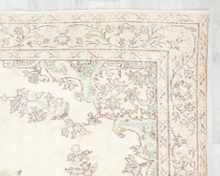 Beige Turkish Oushak Rug 8' 11" x 5' 4" Hand-Knotted | No. VR39429
