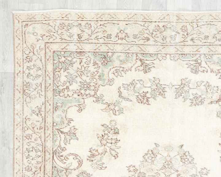 Beige Turkish Oushak Rug 8' 11" x 5' 4" Hand-Knotted | No. VR39429