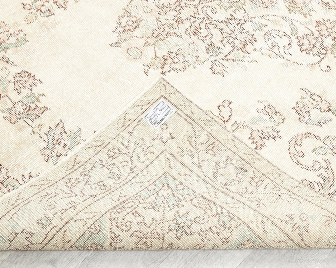 Beige Turkish Oushak Rug 8' 11" x 5' 4" Hand-Knotted | No. VR39429