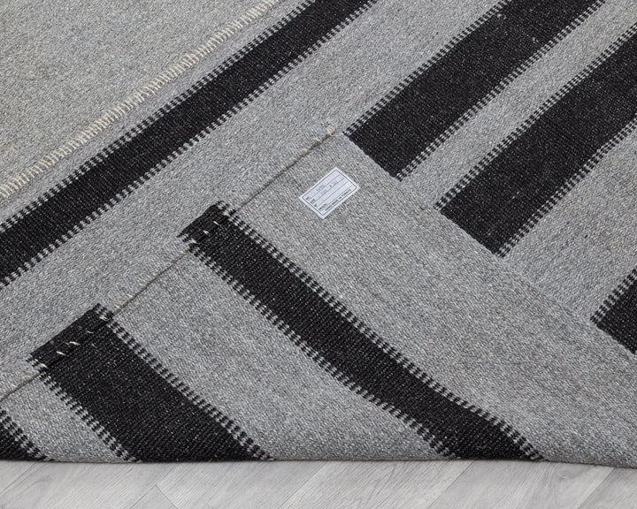 Gray Kilim Rug 9' 10" x 12' | No. VR39586