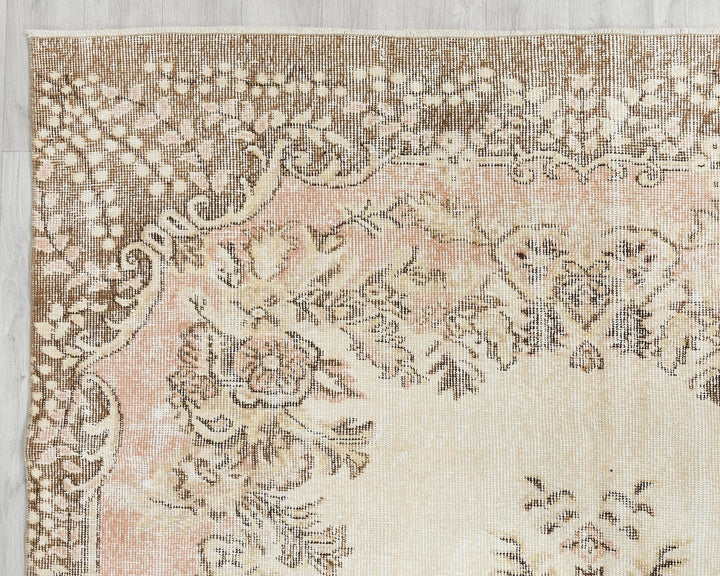 Beige Turkish Oushak Rug 5'7" x 9'4" Hand-Knotted | No. VR39655