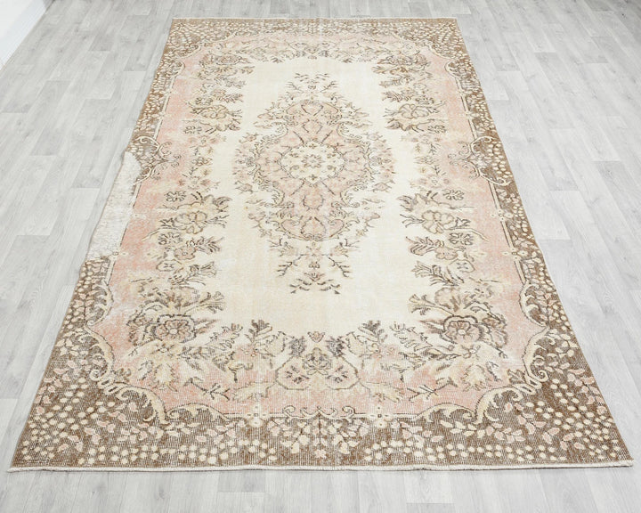 Beige Turkish Oushak Rug 5'7" x 9'4" Hand-Knotted | No. VR39655
