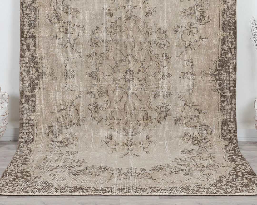 Oushak Rug 6' 1" x 9' 6" | No. VR39718