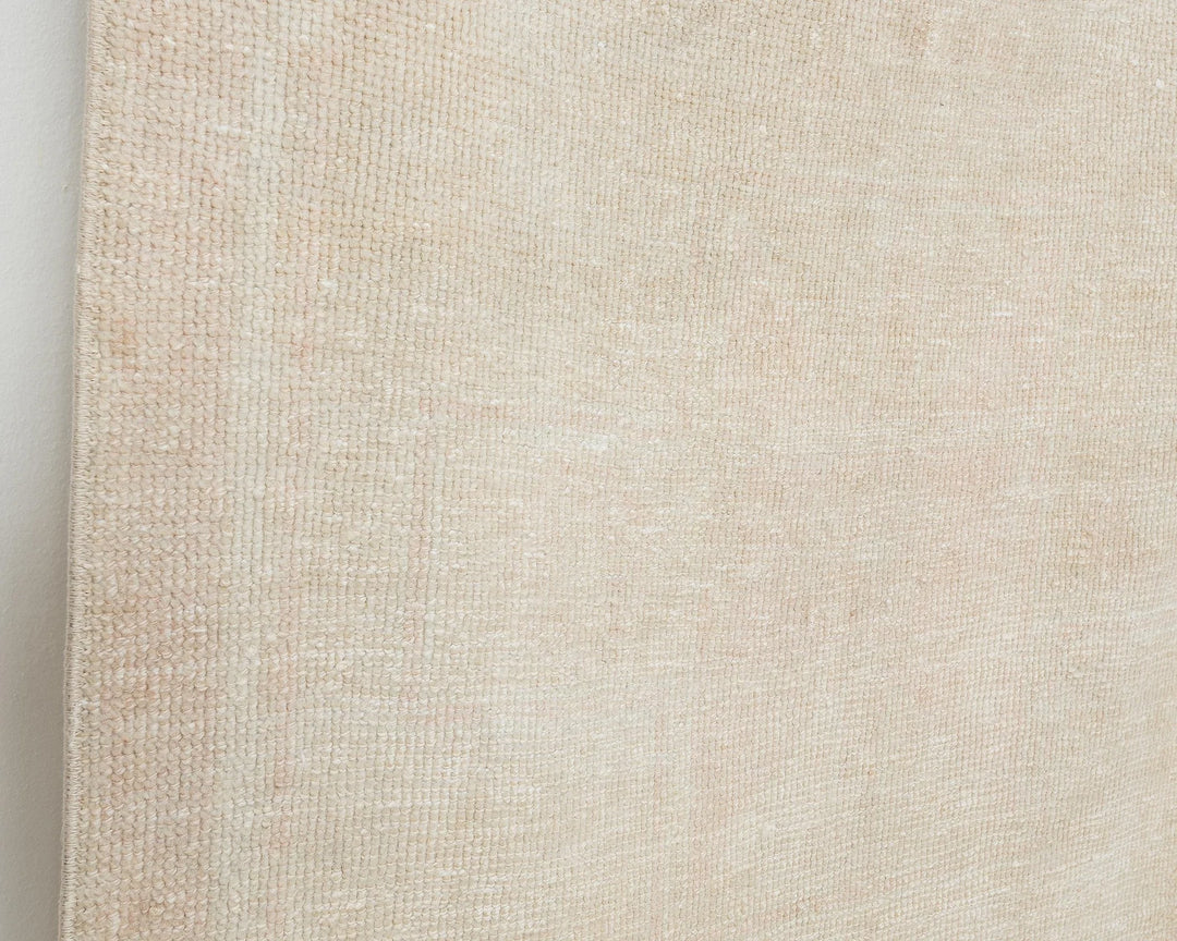 Neutral Runner Rug 3' 2" x 12' 8" | No. VR39857