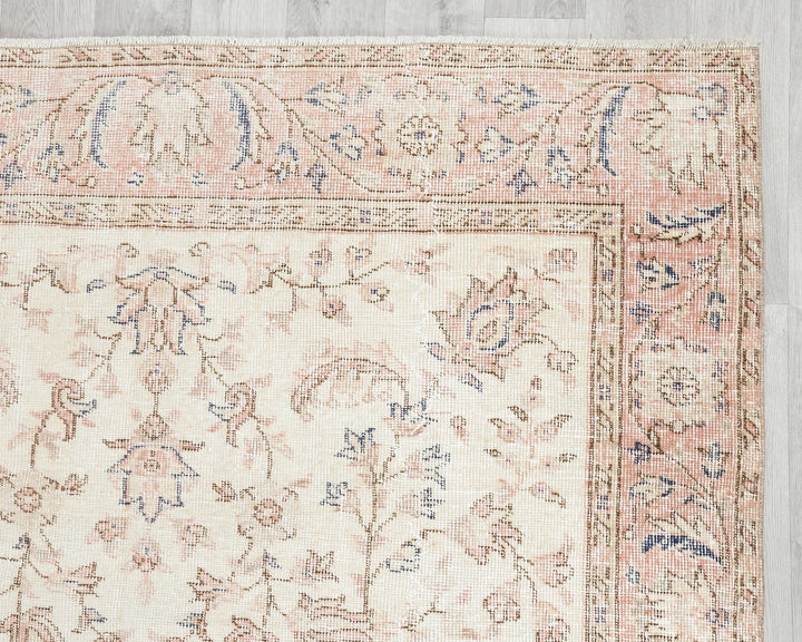 Beige Turkish Oushak Rug 8' 2" x 4' 11" Hand-Knotted | No. VR39942