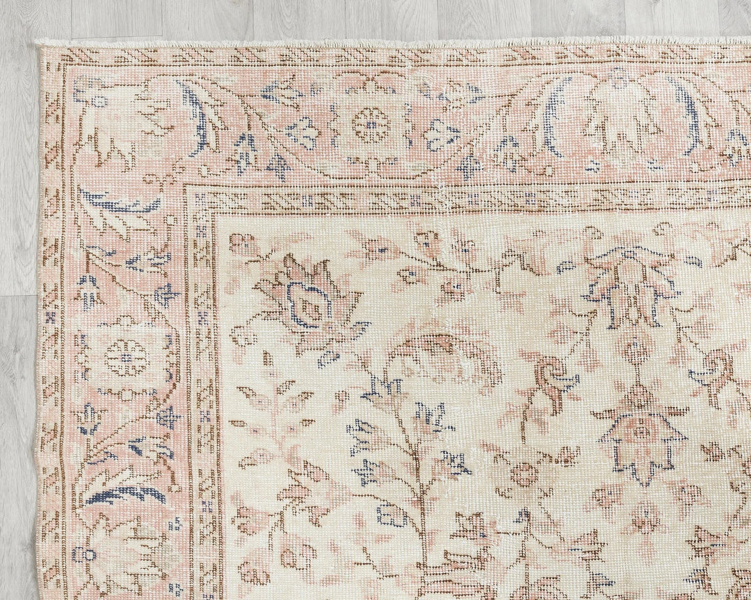 Beige Turkish Oushak Rug 8' 2" x 4' 11" Hand-Knotted | No. VR39942