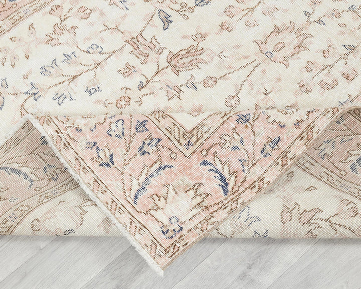 Beige Turkish Oushak Rug 8' 2" x 4' 11" Hand-Knotted | No. VR39942