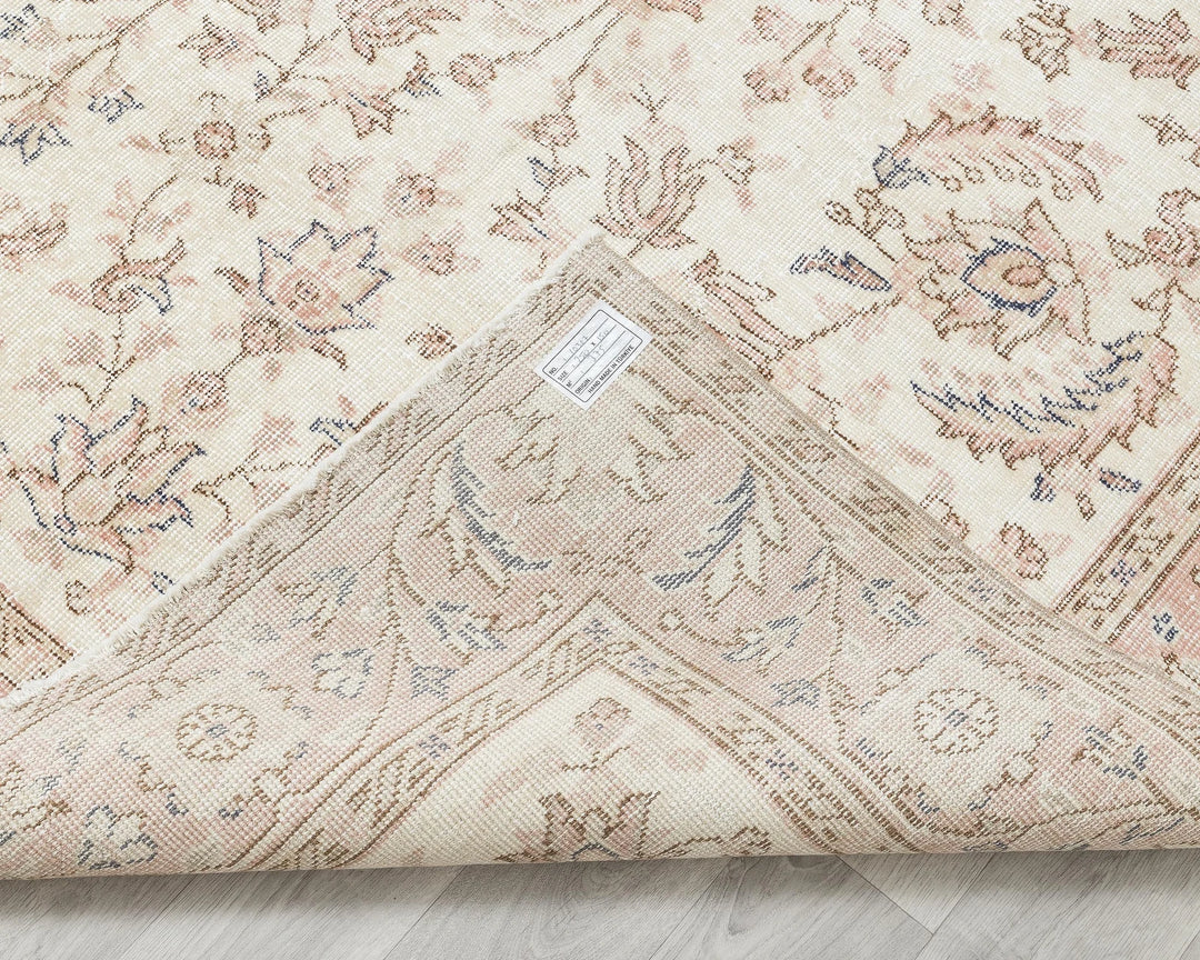Beige Turkish Oushak Rug 8' 2" x 4' 11" Hand-Knotted | No. VR39942