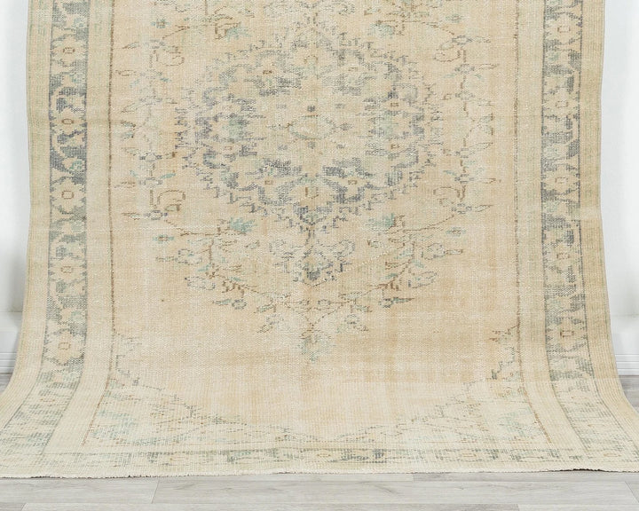 Beige Turkish Oushak Rug 5' 2" x 8' 7" Hand-Knotted | No. VR40112